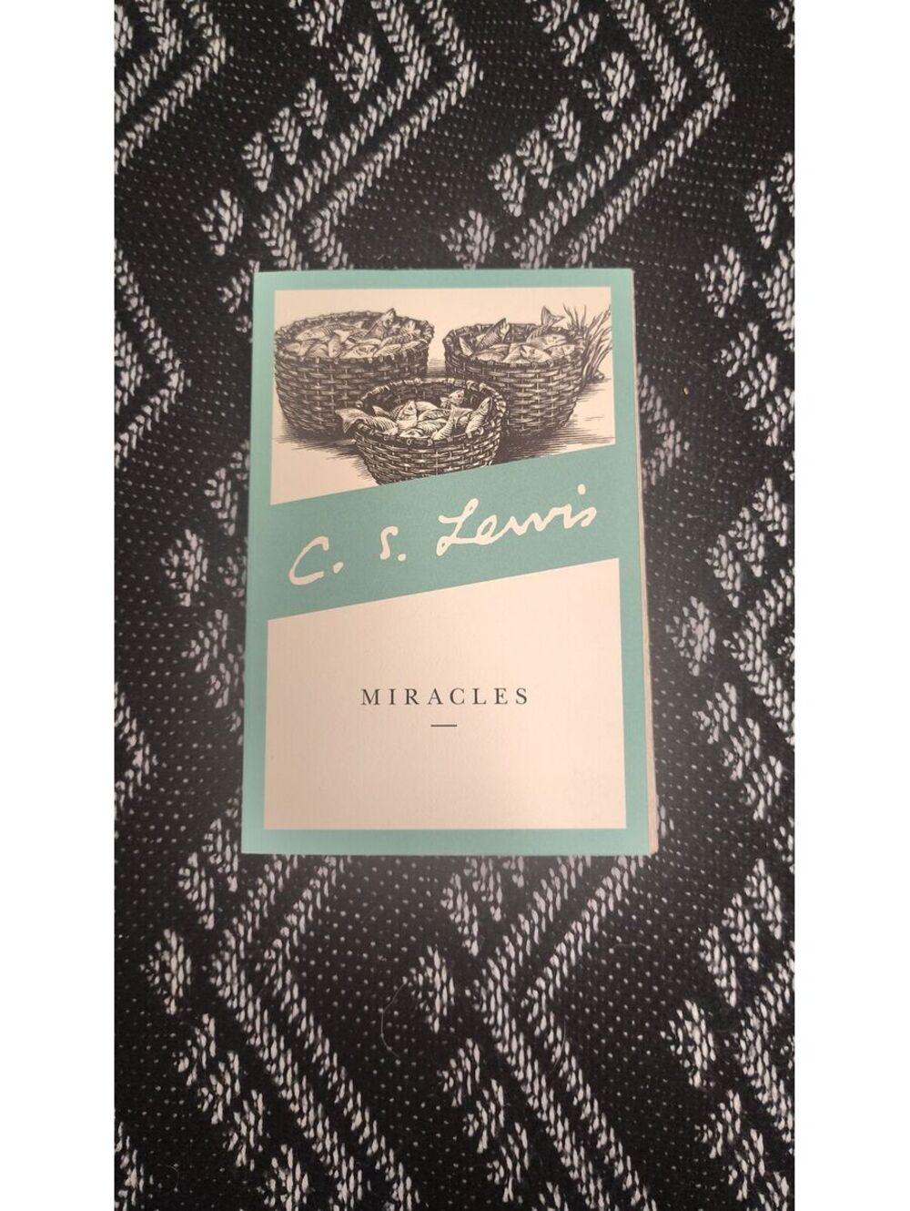 C.S. Lewis Miracles 2001 Paperback Christian Theology Apologetics Religion